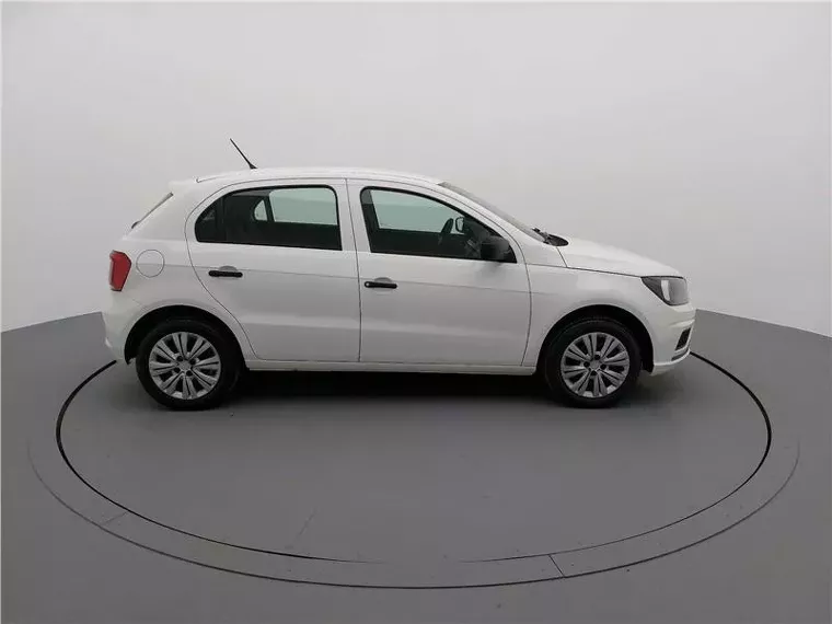 Volkswagen Gol Branco 11