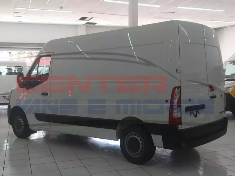 Renault Master Branco 42