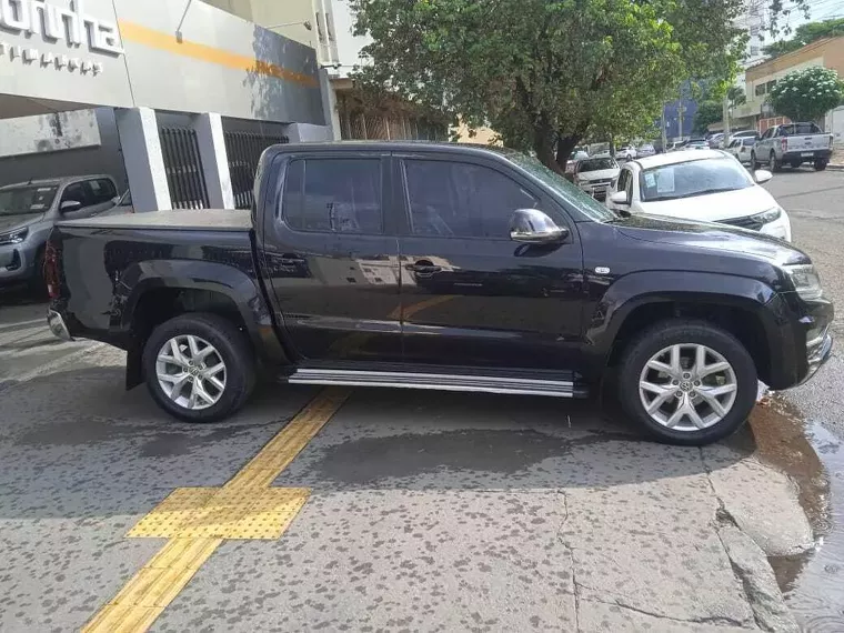 Volkswagen Amarok Preto 11