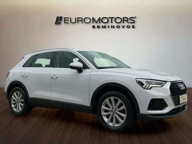 Audi Q3 Branco 5