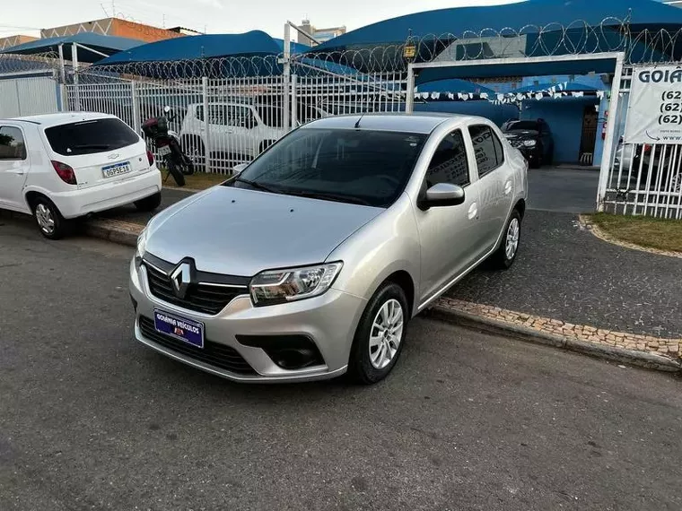 Renault Logan Prata 5