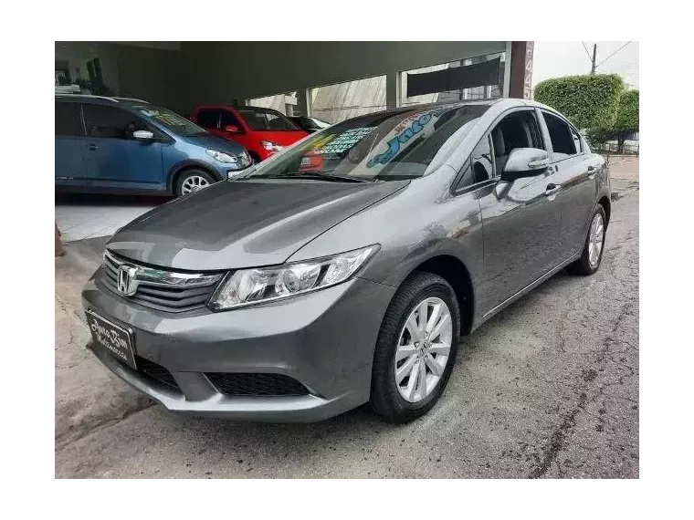 Honda Civic Cinza 1