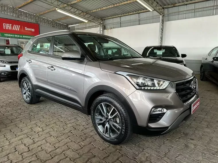 Hyundai Creta Prata 5