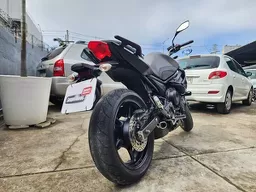 Yamaha XJ6-N