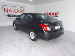 Nissan Versa