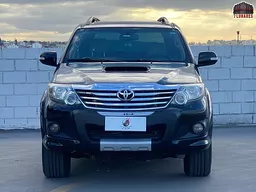 Toyota Hilux SW4