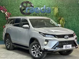 Toyota Hilux SW4