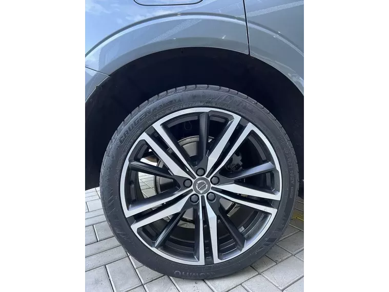 Volvo XC60 Cinza 5