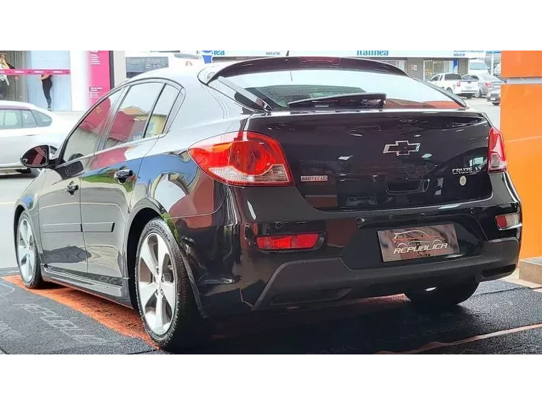 Chevrolet Cruze Preto 9