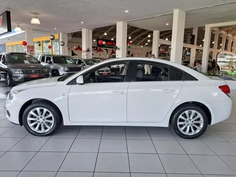 Chevrolet Cruze Branco 17