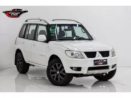 Mitsubishi Pajero TR4