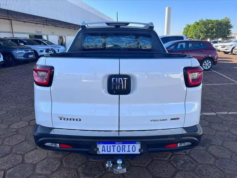 Fiat Toro Branco 8