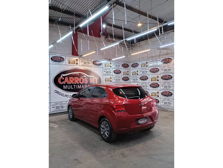 Chevrolet Onix Vermelho 1