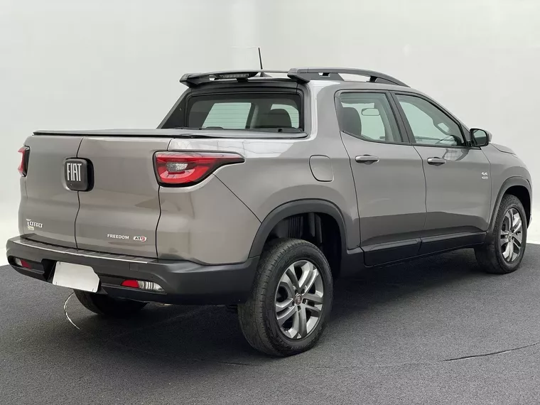 Fiat Toro Cinza 13