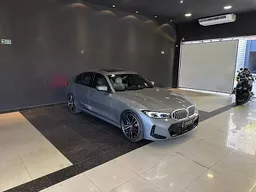 BMW 320i