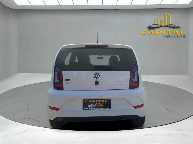 Volkswagen UP Branco 11