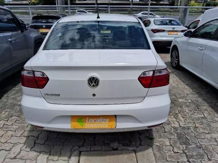 Volkswagen Voyage Branco 4