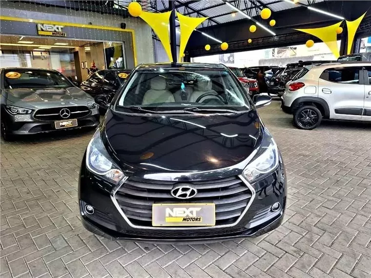 Hyundai HB20 Preto 12