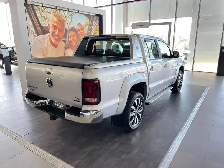 Volkswagen Amarok Prata 2