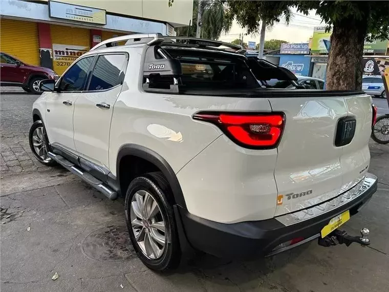 Fiat Toro Branco 9