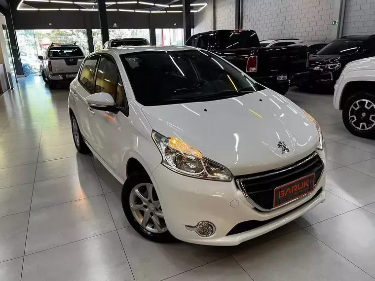 Peugeot 208 Branco 2