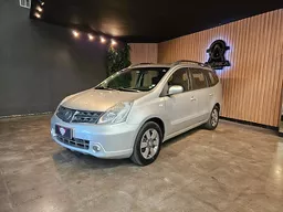 Nissan Grand Livina