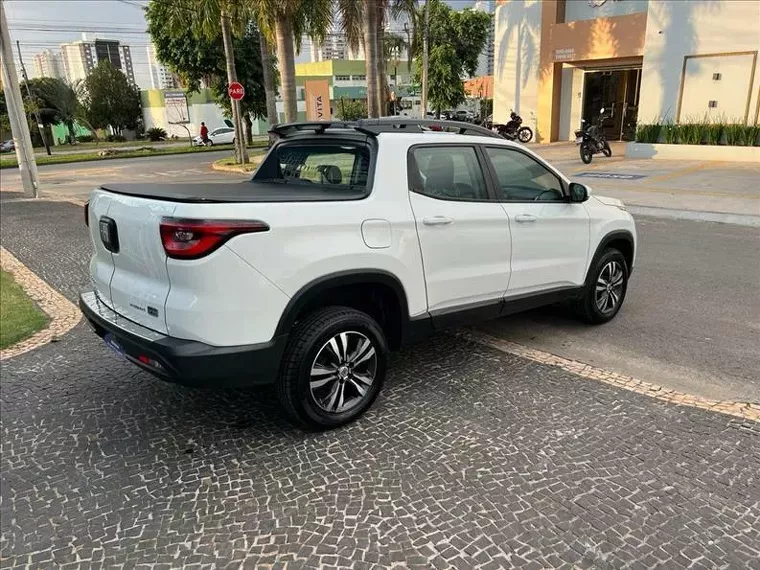 Fiat Toro Branco 3