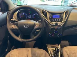 Hyundai HB20X