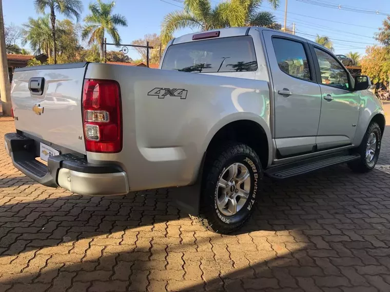 Chevrolet S10 Prata 9