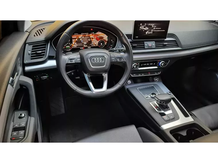Audi Q5 Cinza 18