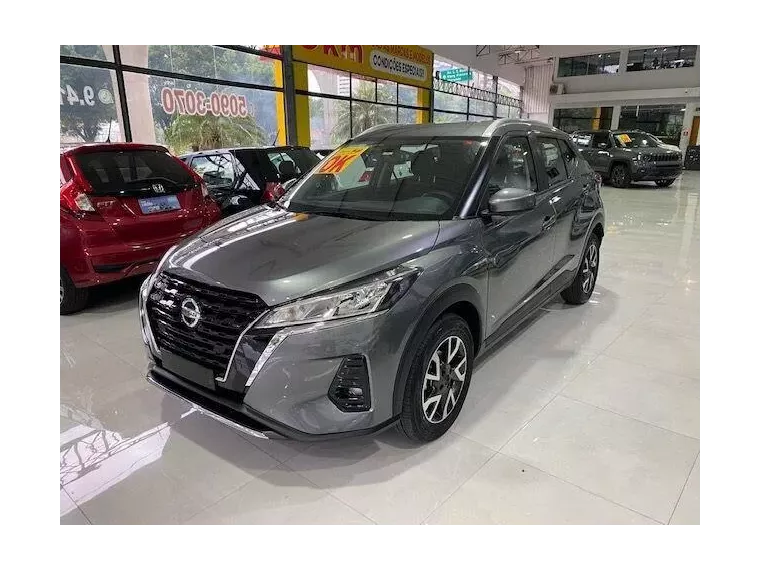 Nissan Kicks Cinza 10