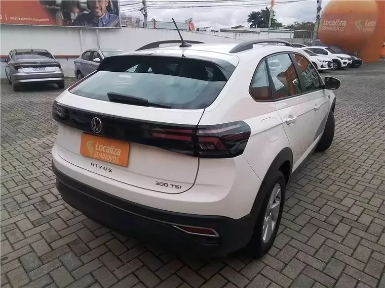 Volkswagen Nivus Branco 5