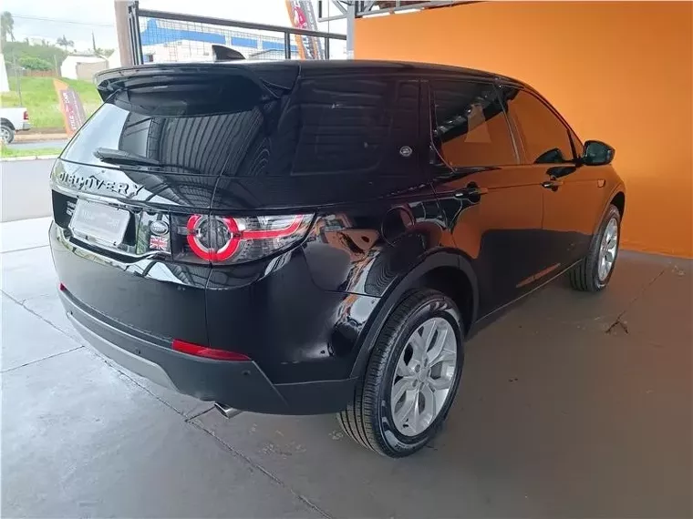 Land Rover Discovery Sport Preto 6