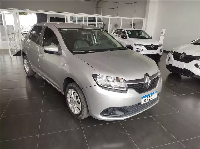 Renault Logan Prata 6