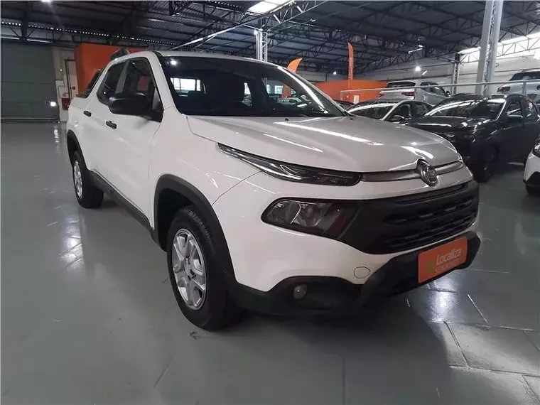 Fiat Toro Branco 10