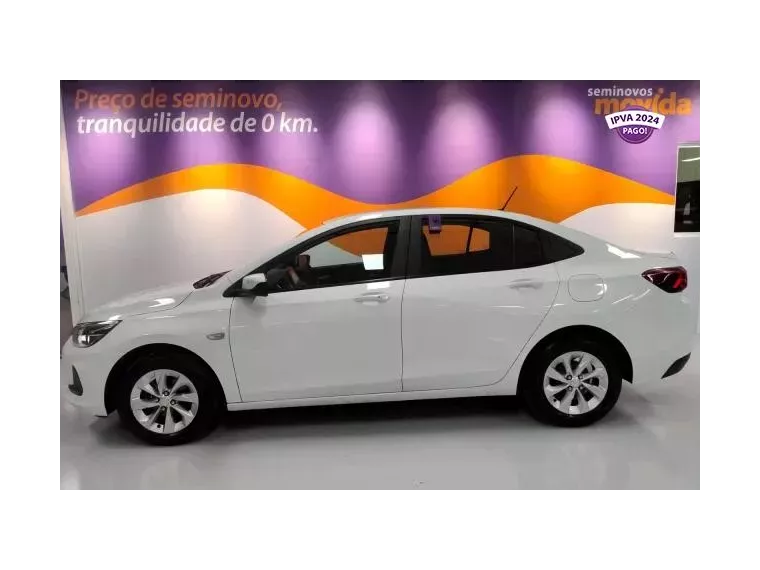 Chevrolet Onix Branco 1