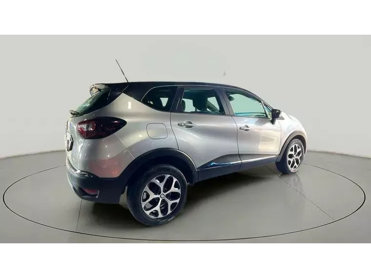 Renault Captur Prata 8