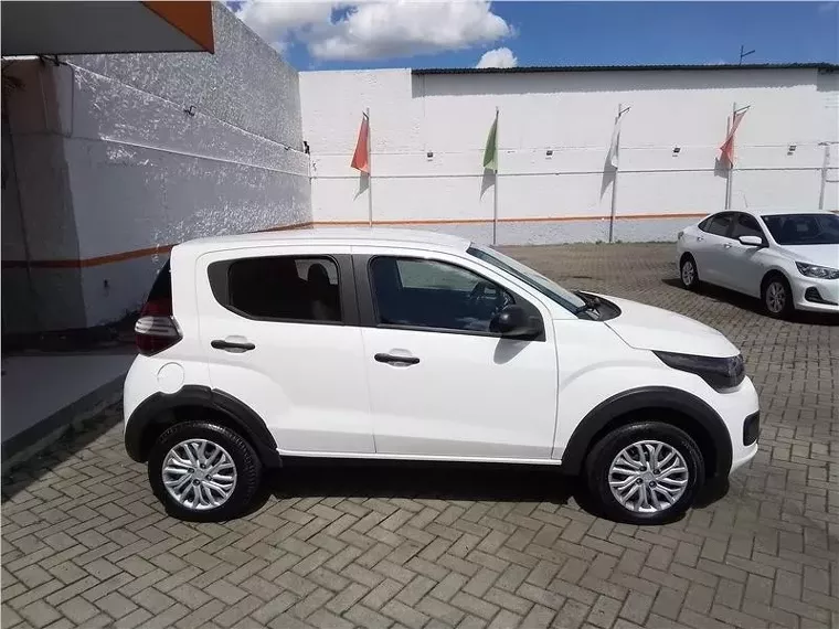 Fiat Mobi Branco 6