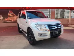 Mitsubishi Pajero Full