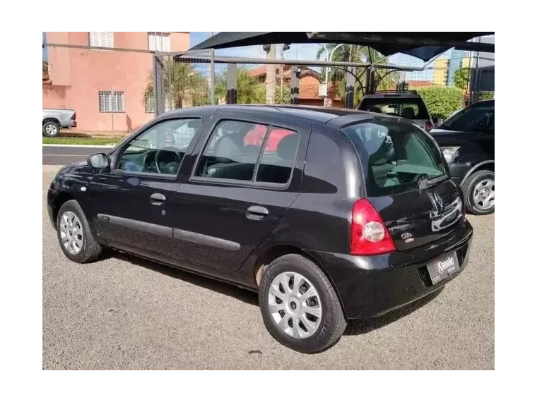 Renault Clio Preto 4