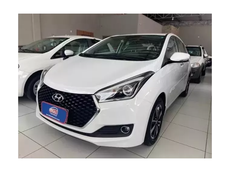 Hyundai HB20S Branco 4