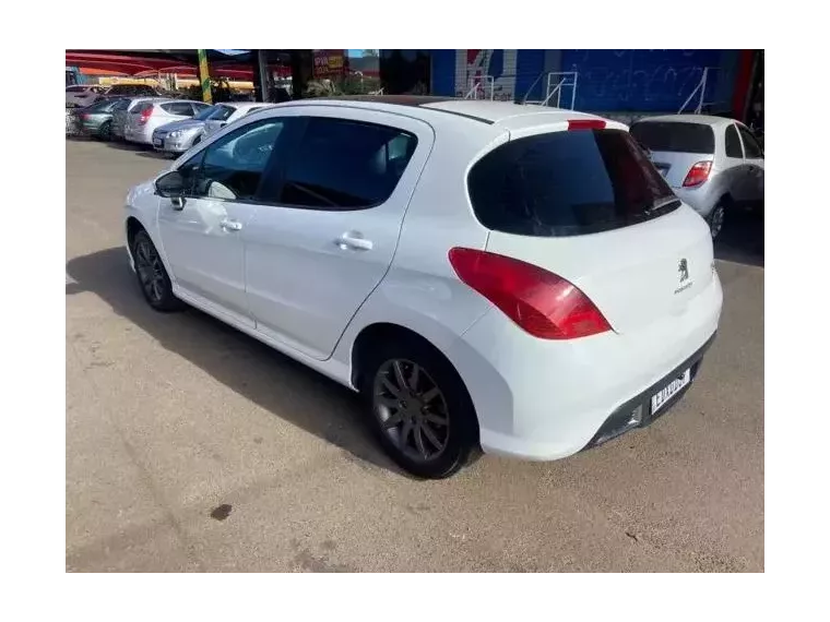 Peugeot 308 Branco 1