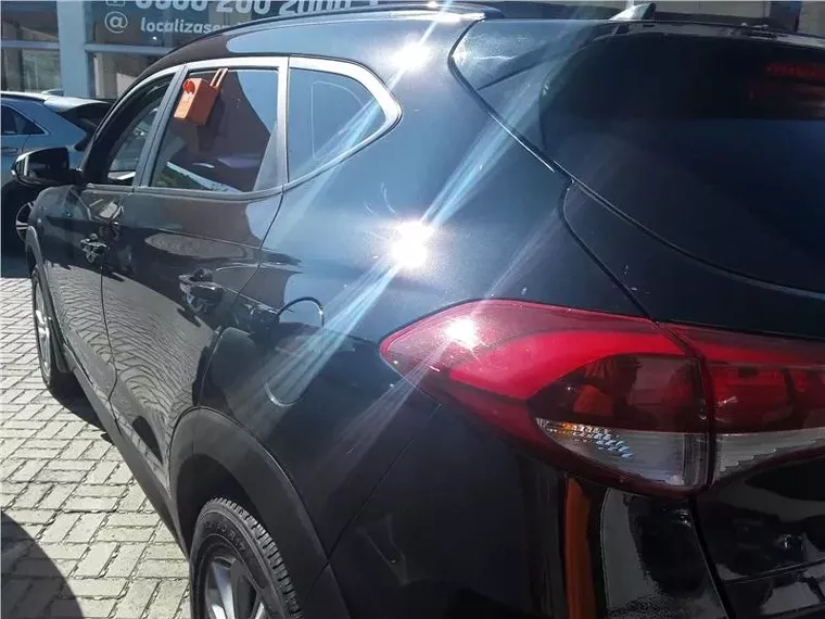 Hyundai Tucson Preto 8