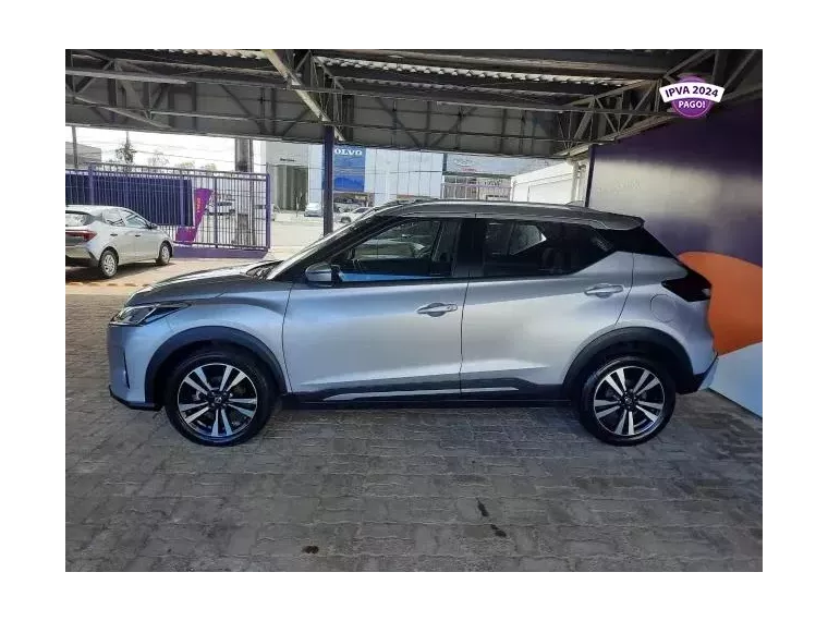 Nissan Kicks Prata 6