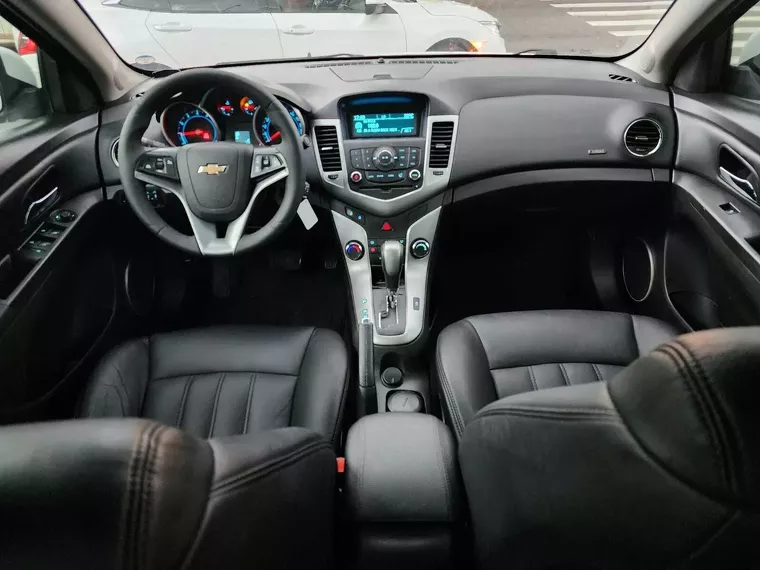 Chevrolet Cruze Branco 11