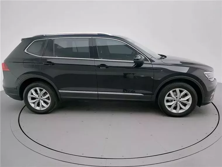 Volkswagen Tiguan Preto 17