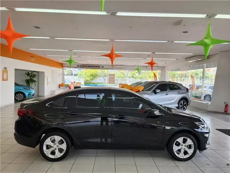 Chevrolet Onix Preto 9