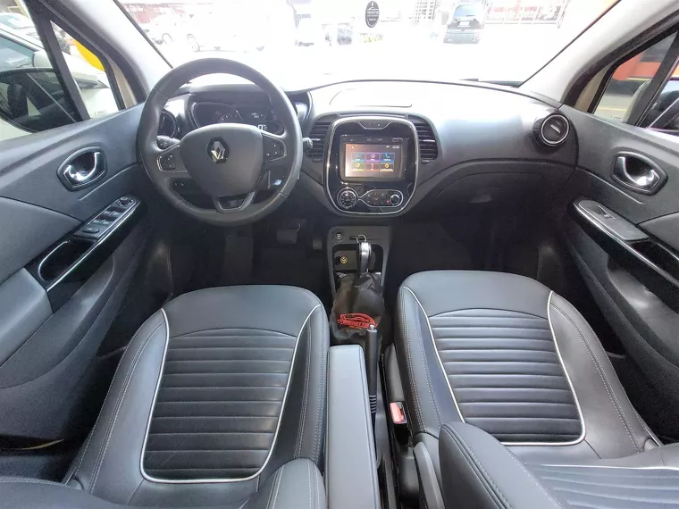 Renault Captur Bege 11