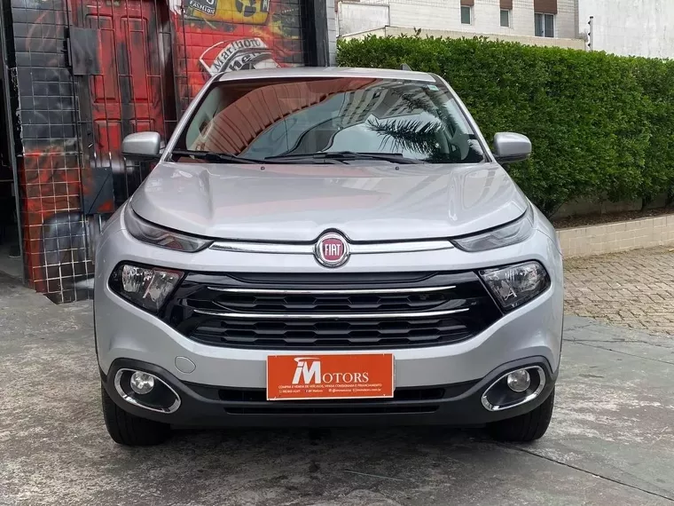 Fiat Toro Prata 1