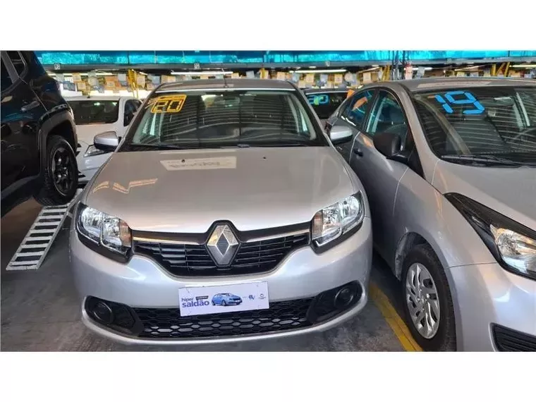 Renault Sandero Prata 5